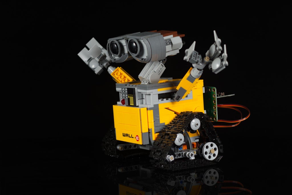 mb-file.php?path=2020%2F12%2F20%2FF3452_Wall-E_2.jpg